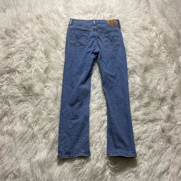 Levi’s Wedgie Straight Stretch Jean in Love In The Mist - Picture 5 of 6